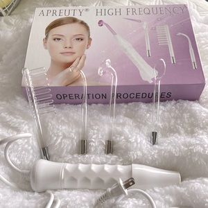 Beauty: A Preuty  * High Frequency *